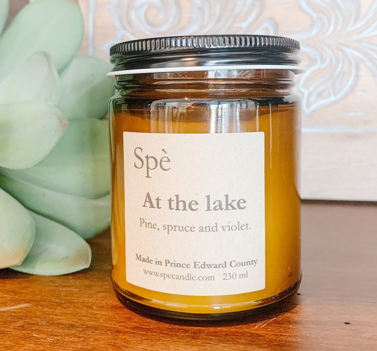 Summer candle, pine, spruce, violet scent, locally made candle, prince edward county, ontario made